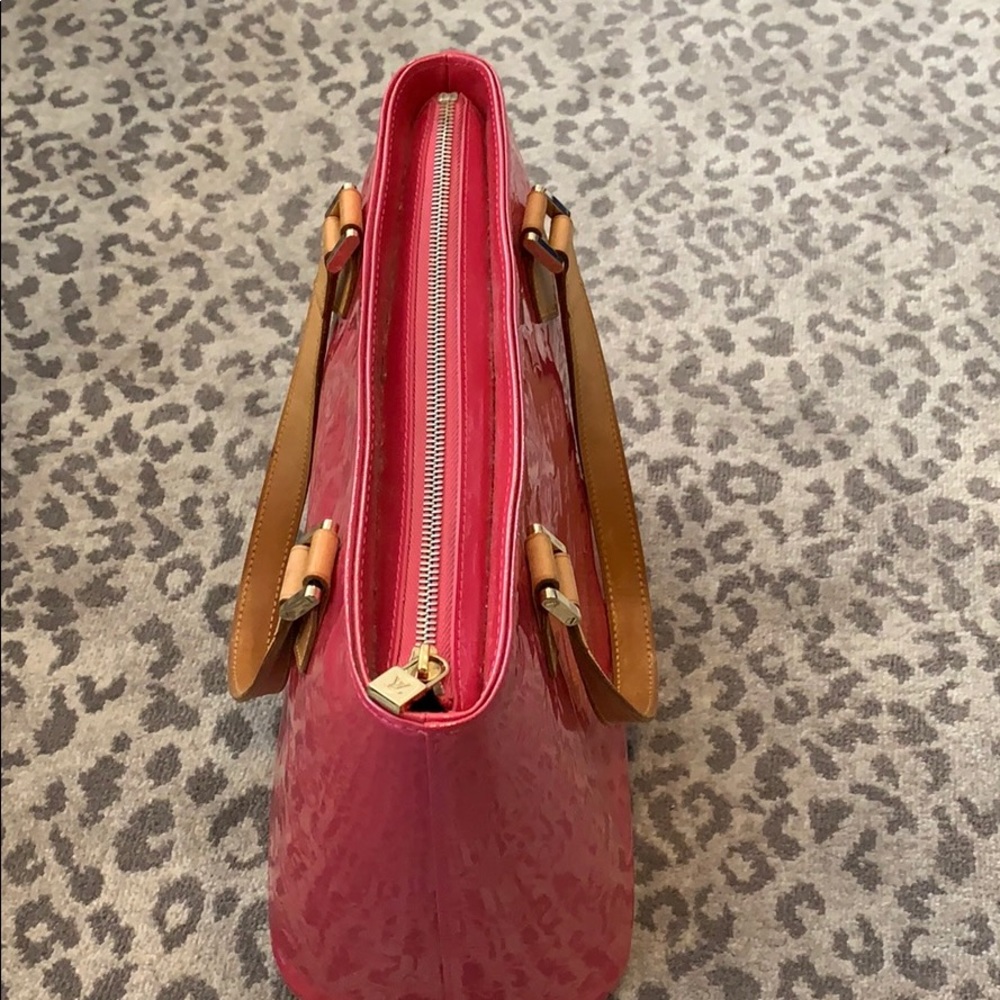 Genuine Louis Vuitton pink purse. - Picture 2 of 7